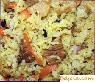 Gurian pilaf with honey sauce